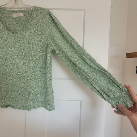 Green Patterned Top (CREAM Brand) - Picture 6 of 7